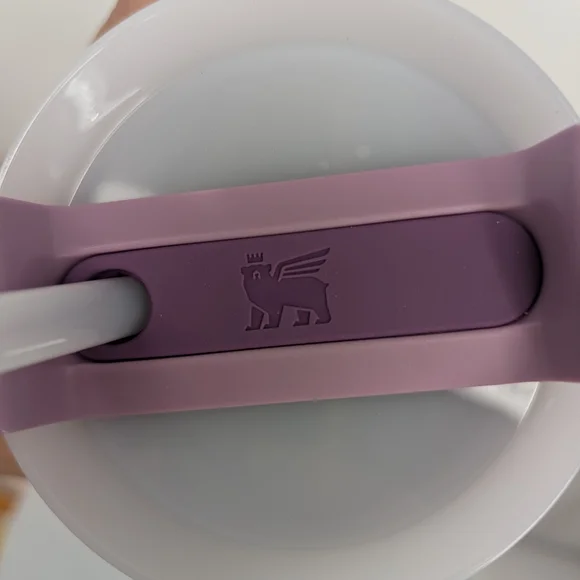 New STANLEY Quencher Flowstate Water Tumbler cup 20oz Lilac 🐰 🐣 🪻 - Picture 4 of 6